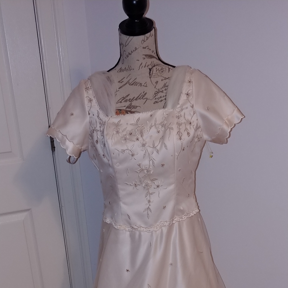 Wedding dress by Mary's